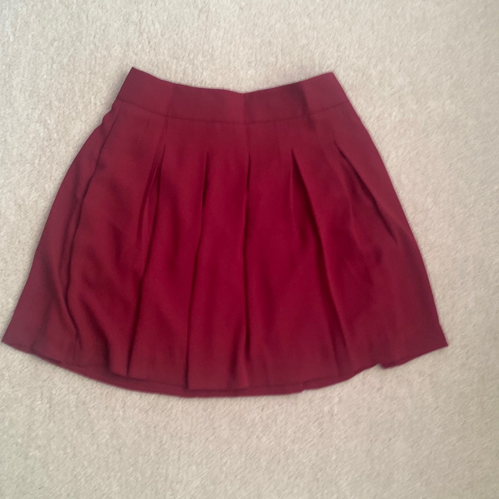 New Banana Republic pleated maroon red mini skirt 00p XXSp petite